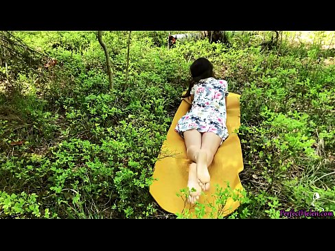 ❤️ په ټینډر کې اجنبی زما بلی مشت زنی کوي او په ځنګل کې په جوش سره ټوکې کوي ❤️ ❤